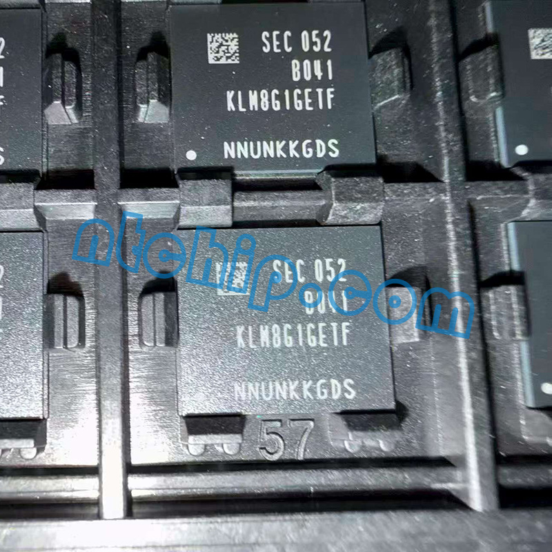 Samsung Semiconductor KLM8G1GETF-B041 memory chip